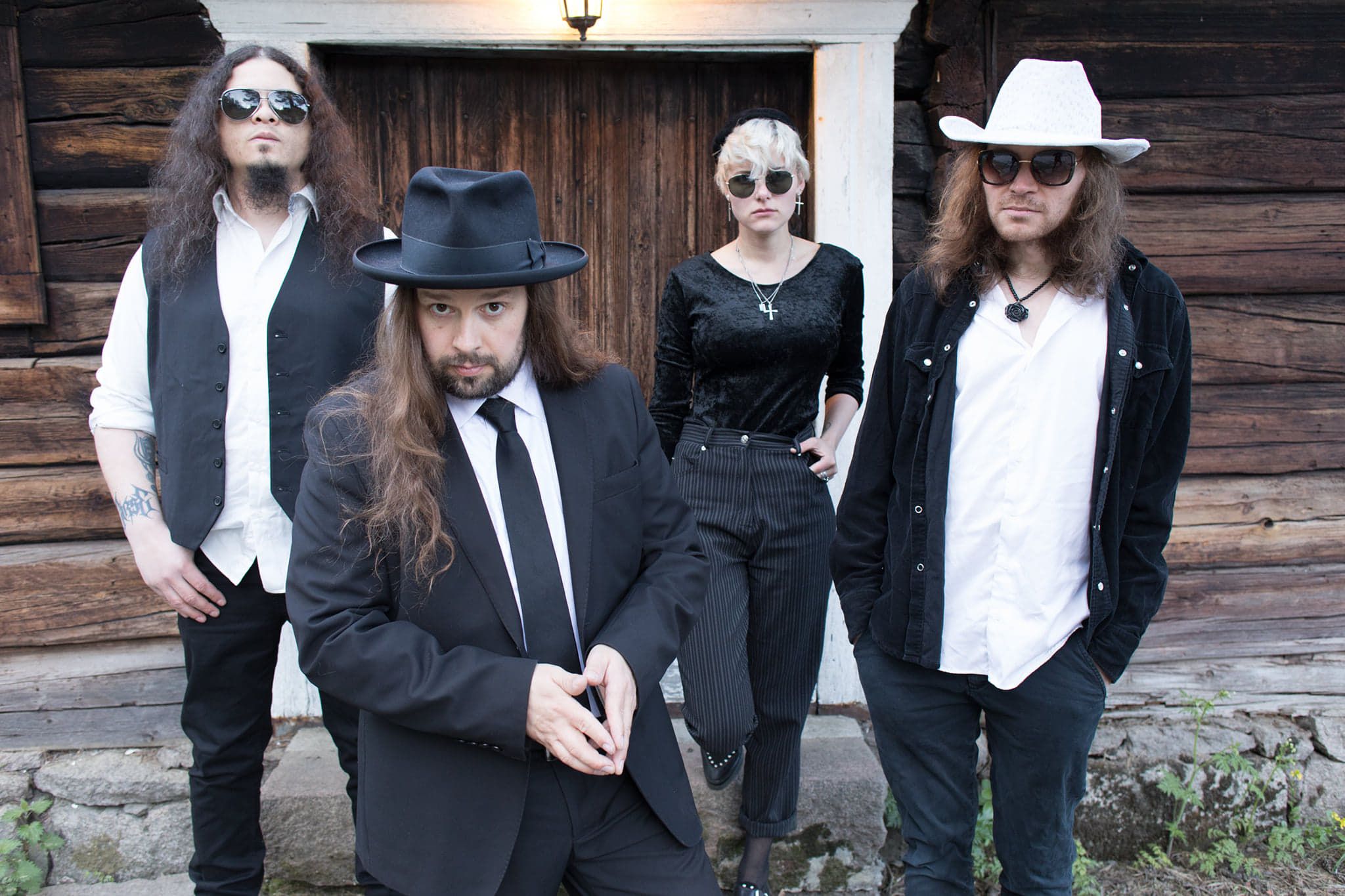 Ole Devil & the Spirit Chasers – song premiere