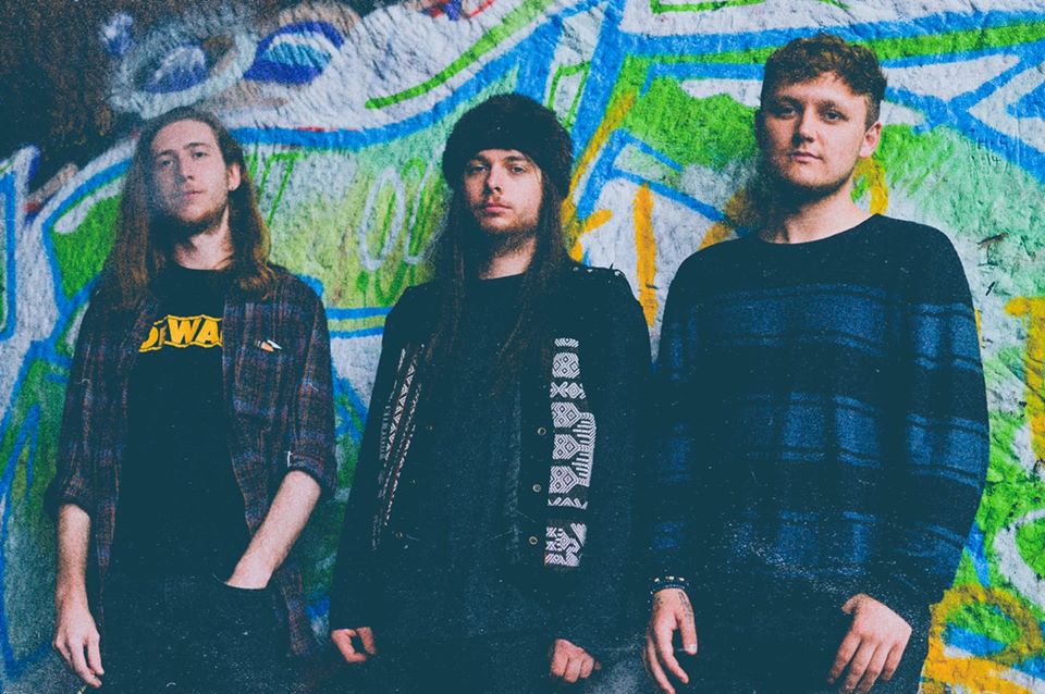 Grunge rock trio Banzai Pipeline to release debut EP